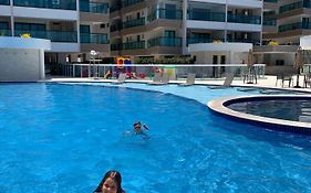 apartamento de frente para o mar com linda area de lazer